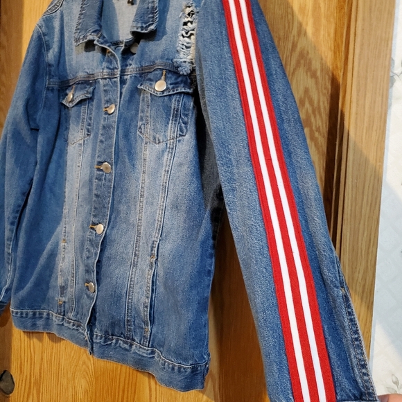 Ashley Mason distressed denim jacket - Picture 5 of 11